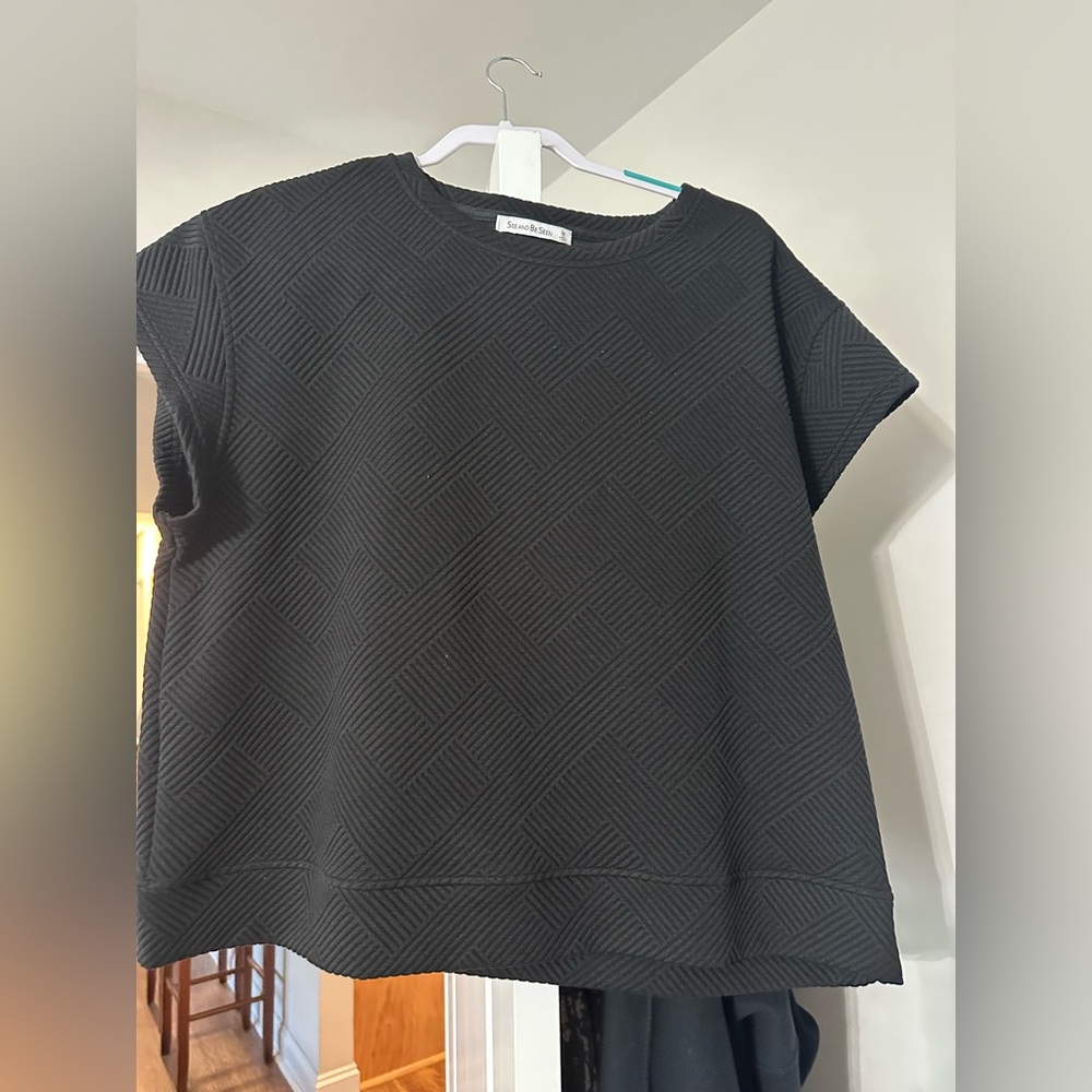 Black Textured Short Sleeve Top